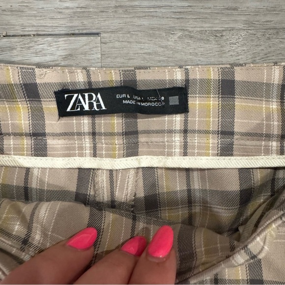 Zara Women's Dress Pants Tan And Brown Plaid Size Large - Picture 2 of 6